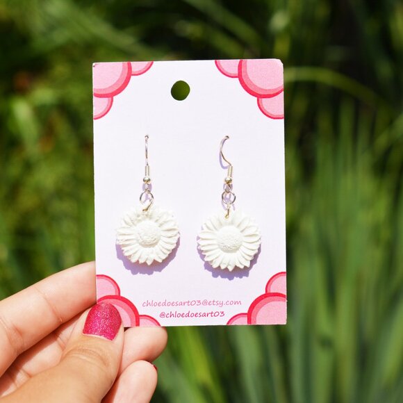 White Sunflower Earrings - Picture 1 of 5
